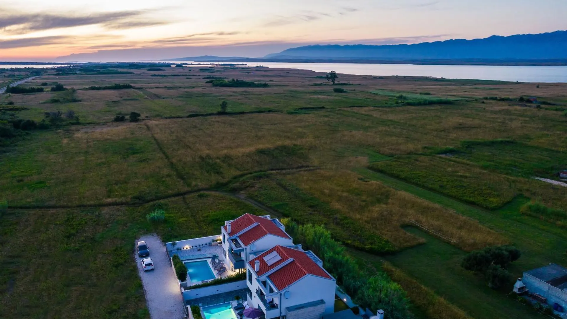 Villa Ana,Luxury Wellness Villa With Heated Pool And Jacuzzi Privlaka  Croatia