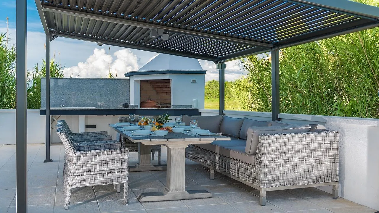 Villa Ana,Luxury Wellness Villa With Heated Pool And Jacuzzi Privlaka  Privlaka (Zadar)