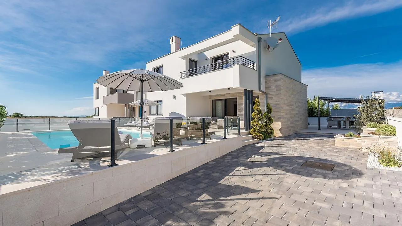 Villa Ana,Luxury Wellness Villa With Heated Pool And Jacuzzi Privlaka  0*, Privlaka (Zadar) Croatia