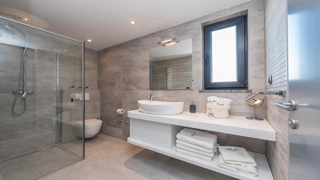 Villa Ana,Luxury Wellness Villa With Heated Pool And Jacuzzi Privlaka  Privlaka (Zadar)