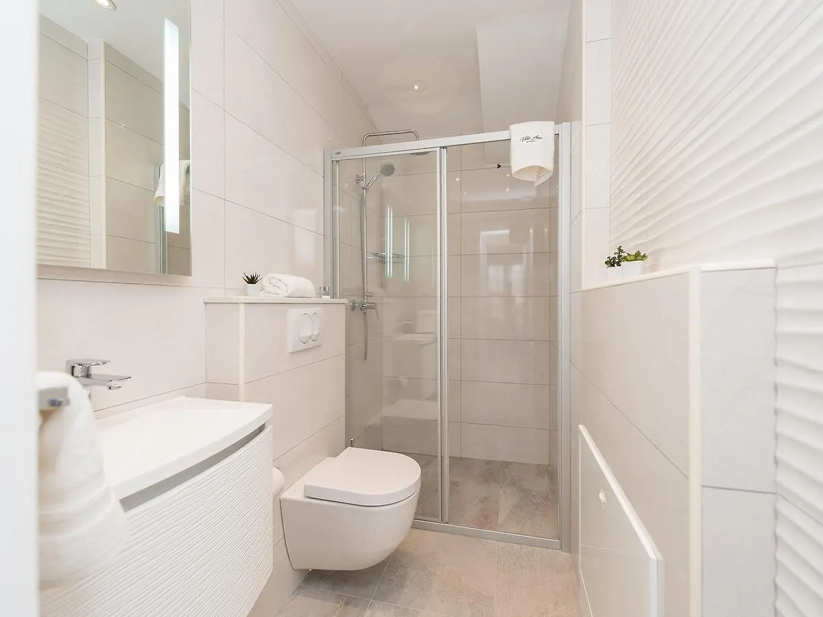 Villa Ana,Luxury Wellness Villa With Heated Pool And Jacuzzi Privlaka