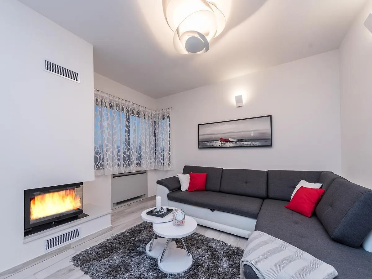 Villa Ana,Luxury Wellness Villa With Heated Pool And Jacuzzi Privlaka  Croatia